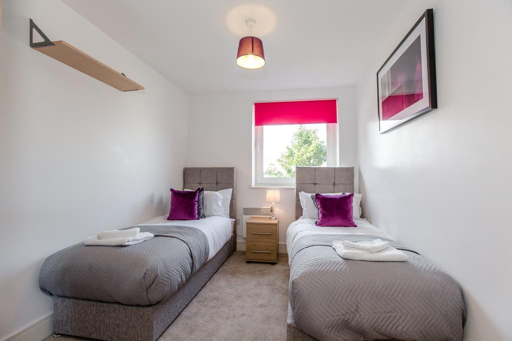 ✪ Ideal Ipswich ✪ Serviced Quays Apartment - 2 Bed Perfect For Felixstowe Port/A12/Science Park/Business Park ✪ Buitenkant foto